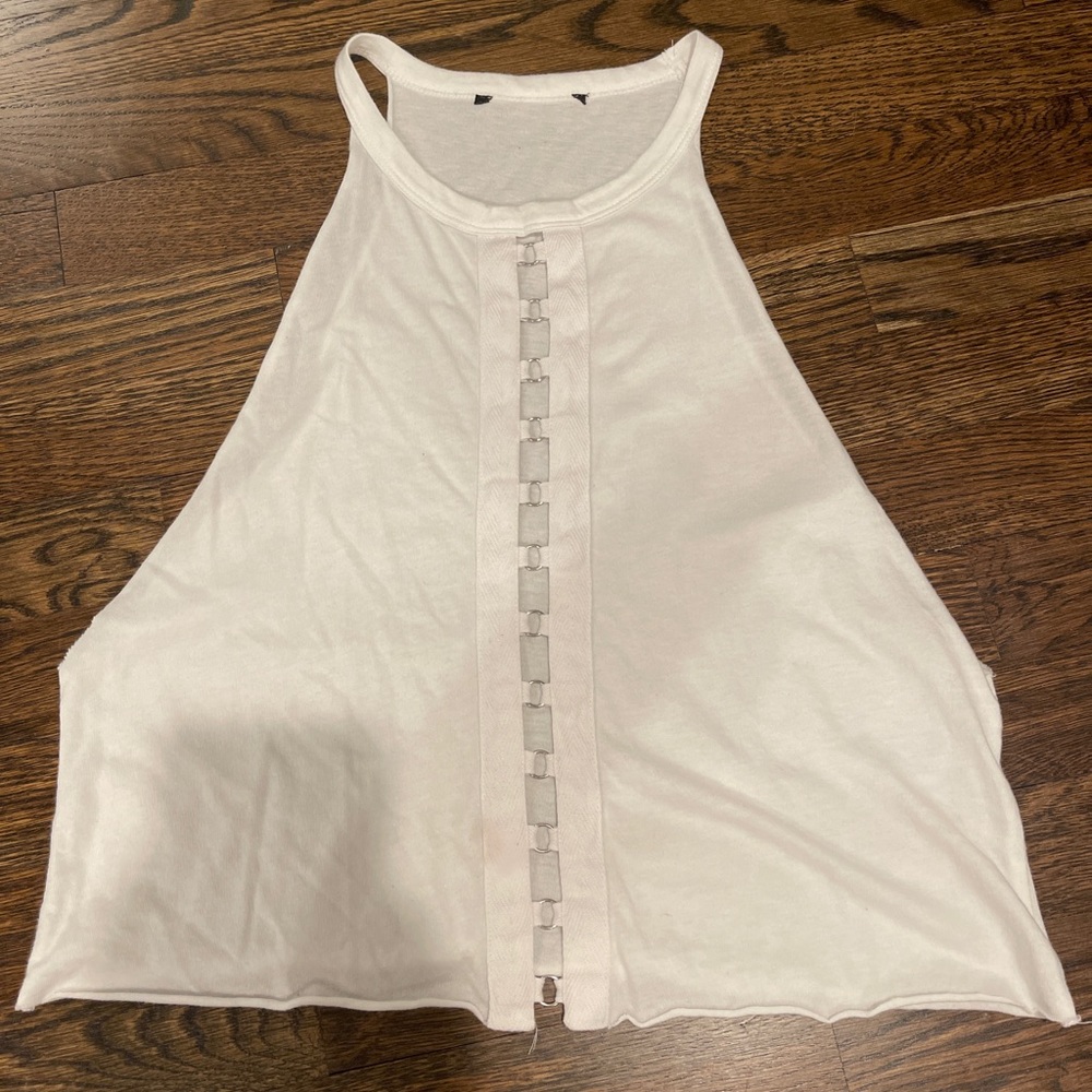 White ring tank top